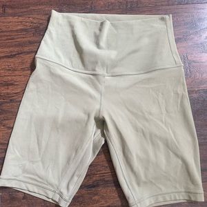 Lululemon high rise align shorts size 4